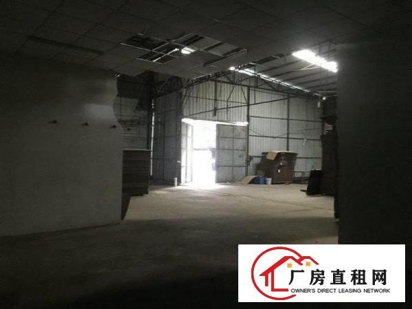 
		新安单一层一楼1300平厂房招租空地大可进大车
	