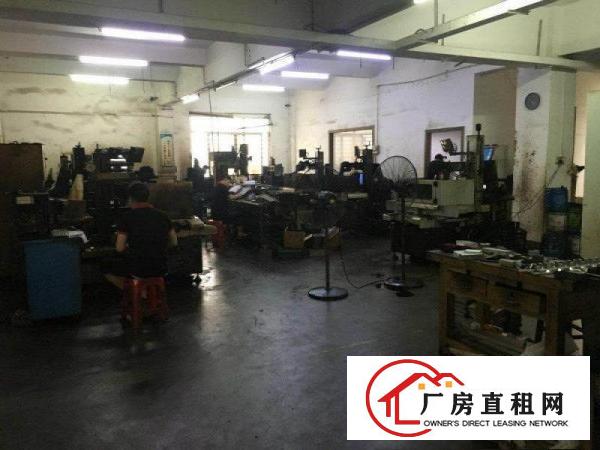 
		长安沙头一楼150平精装修带办公厂房招租行业不限
	