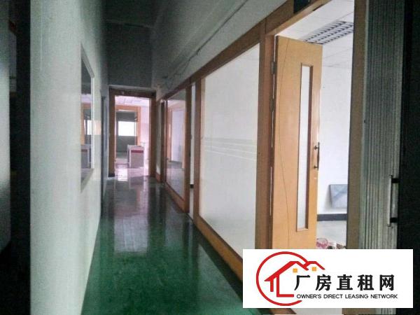 
		虎门北栅新出楼上4000平带装修厂房，无转让费
	
