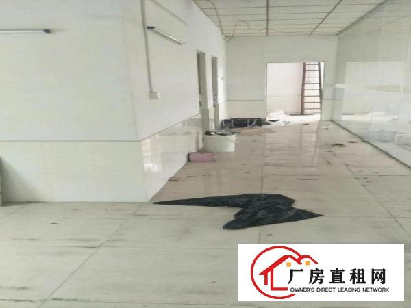 
		南栅原房东厂房整层350平方出租，有装修。
	