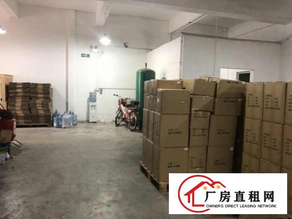 
		怀德新出一楼400平方，有现成水电办公室。
	