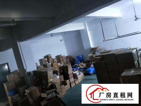 
		南栅新出现成装修一楼500平方。
	
