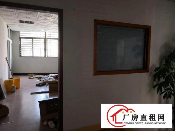 
		北栅整层300平方精装修厂房出租。
	