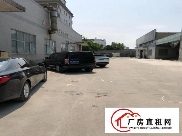 
		沙田砖墙单一层独院厂房出租11000、可隔两个独院
	