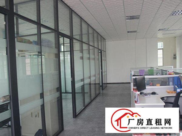 
		标准厂房一楼900平水电齐全招工易形象好超靓
	