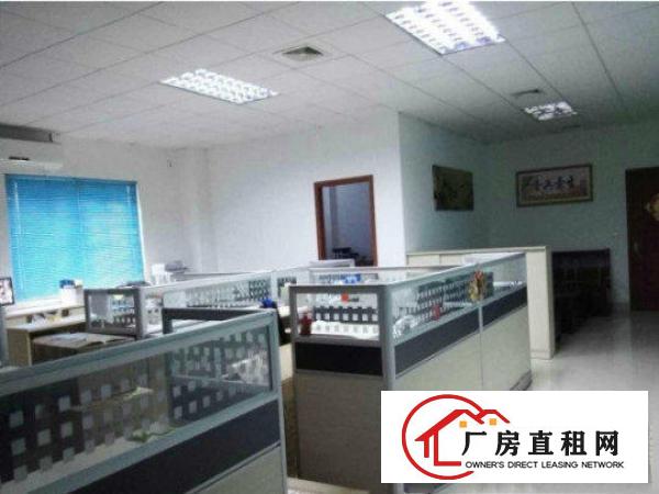 
		小独院简易厂房1000方可做五金塑胶等行业
	