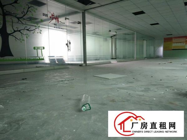 
		沙田镇独栋三层厂房招租，闹市区好招工。
	
