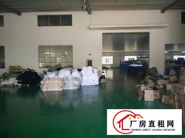 
		单一层厂房转租，合同5年新装修。
	