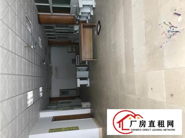
		厚街镇新出独门独院厂房位置好价格合理原房东招租
	