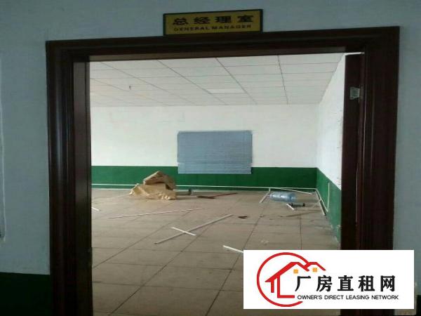 
		精点小独院厂房出租，地处交通主道边
	