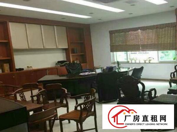 
		寮步信利工业区一楼带装修厂房面积800平，水电齐全
	