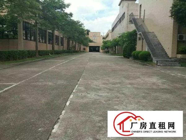 
		南城宏远酒店附近花园式厂房
	