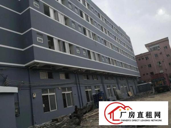 
		南城东莞大道旁6200平方厂房出租
	