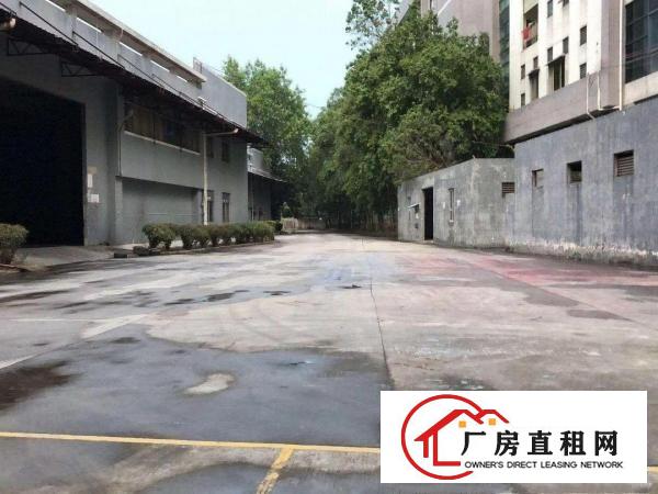 
		南城独院单一层厂房11000平方出租
	
