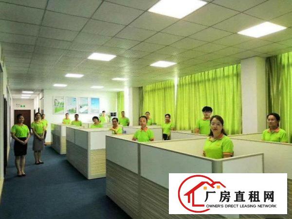 
		南城车站附近高新科技园3万平方火爆招商,可分租
	