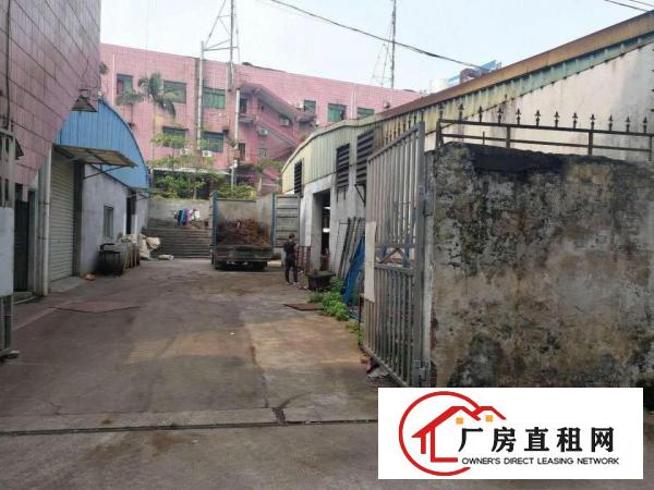 
		11元单一层罗沙余屋商业街仓库1680平米
	