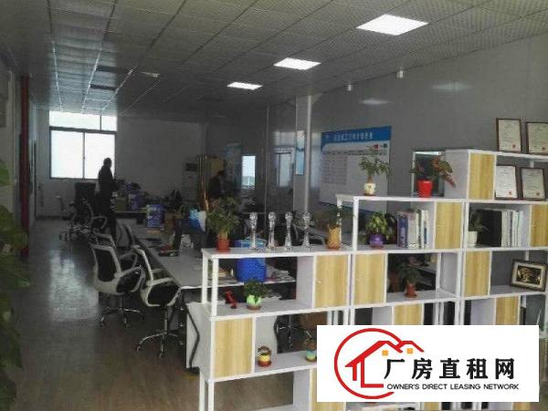 
		（带装修转让）工业园区楼上1000平米厂房转让免转
	