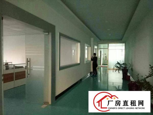 
		靠寮步高速出口附近新出原房东楼上无尘车间1000平
	