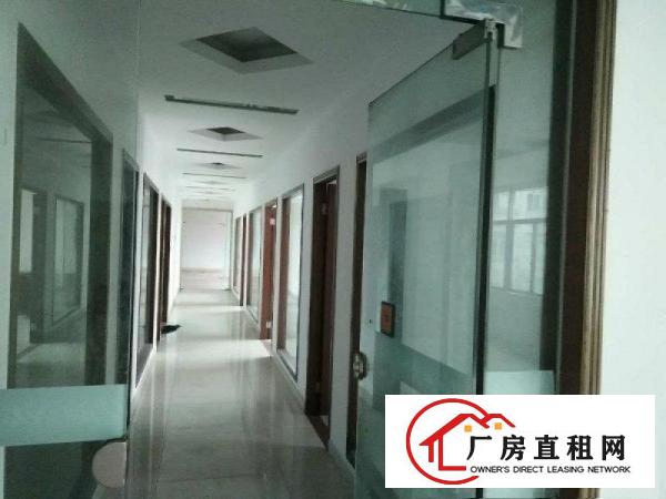 
		大岭山科技园新出二楼整层精装修办公室1300平方
	