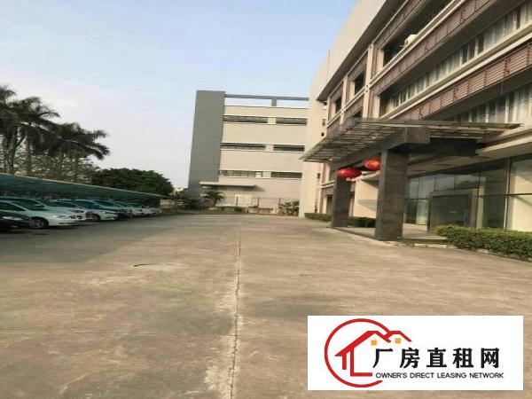 
		可办环评原房东楼上实际面积8000平方13块出租
	