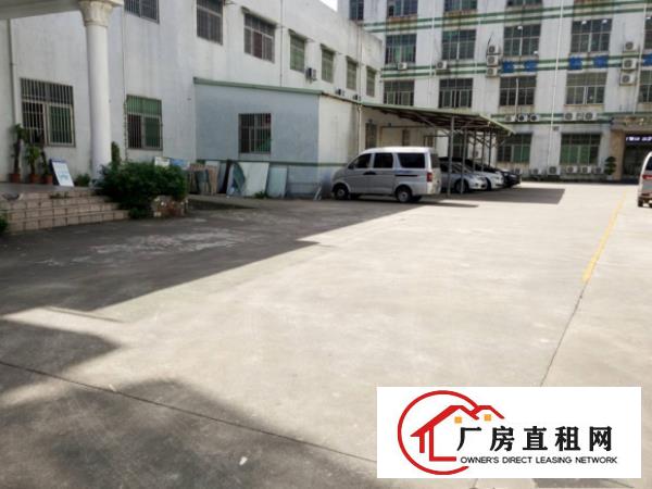 
		水围工业区一楼1200平米一楼厂房出租
	