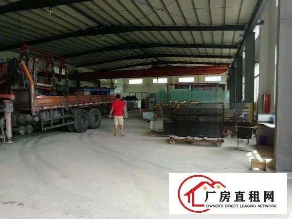 
		茶山镇砖墙到顶单一层厂房1800平方出租带货车
	