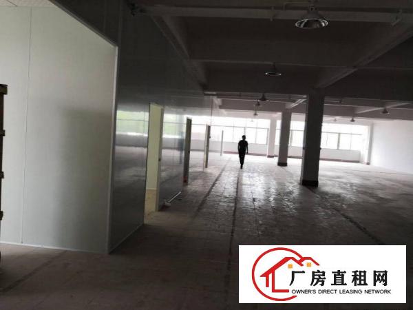 
		石排新出工业区二楼900平方米厂房出租
	