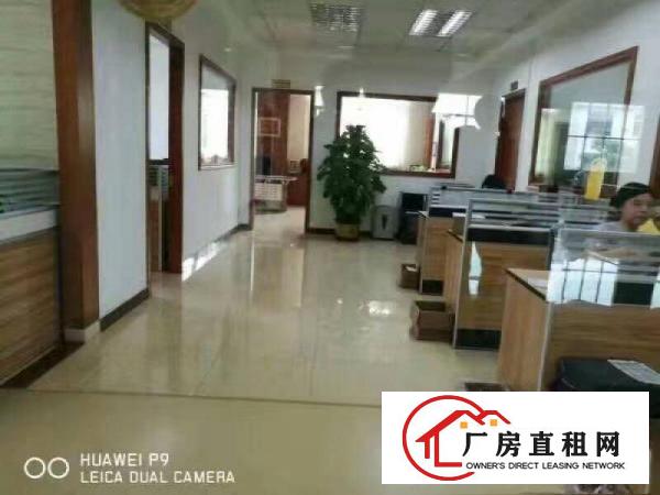 
		石排镇独院单一层厂房(两万平方)出租可整租分租
	