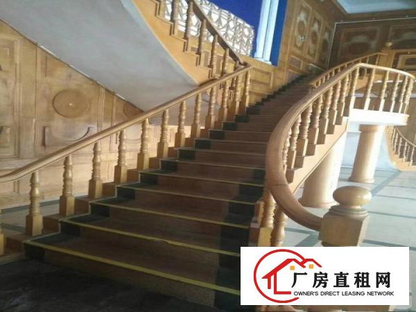 
		石龙可做教育幼儿园，洒店沐足厂地出租
	