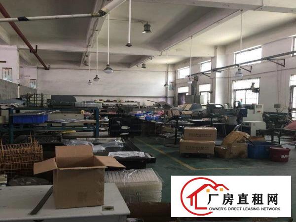 
		厚街新出一楼1700平米厂房出租.
	
