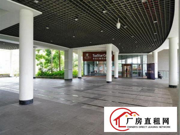 
		一线大路边、近公交站、番禺石楼800方办公楼出租
	
