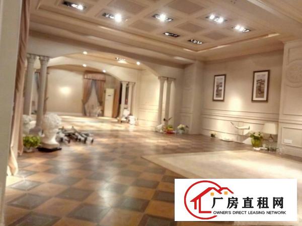 
		东莞28000平方独门独院标准厂房招租
	