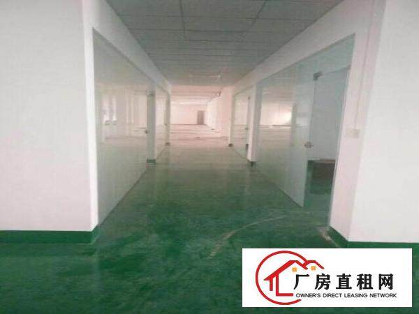 
		大工业园独栋一楼1300，环境优美空地大
	