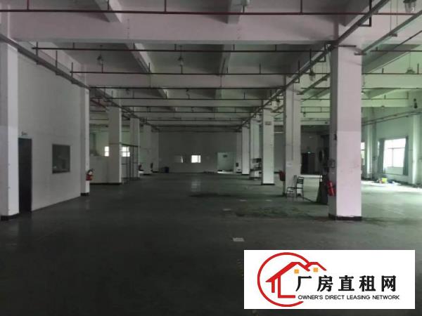 
		原房东标准楼房带豪华装修办公室，空间利用率非常高。
	