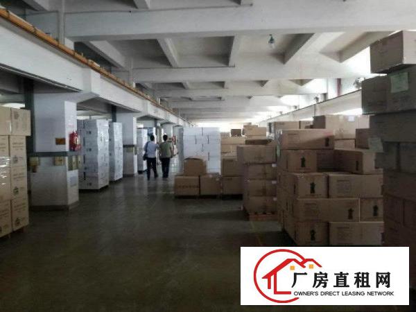 
		重型标准厂房3600平，高度5.5米，空地大交通方
	