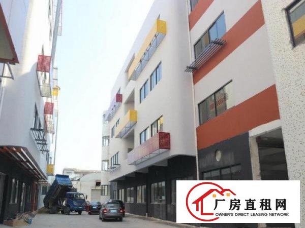 
		万江新出标准独院厂房一楼1500平方带精装办公出租
	