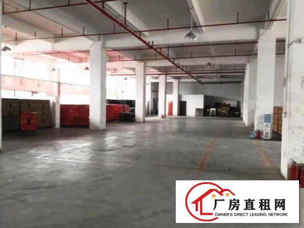 
		万江新出一楼700平方标准厂房带宿舍电100千伏安
	