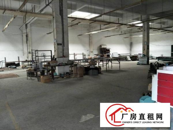 
		潢涌成熟工业区分租一楼1200平层高6米
	