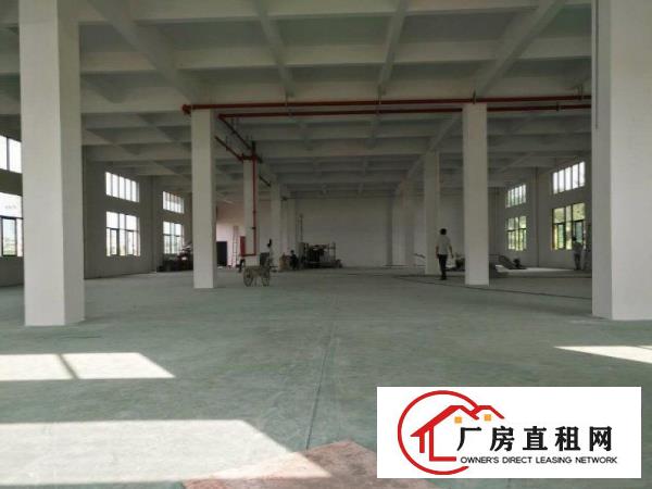 
		房东直租楼上1000平方带货梯大车进出方便
	
