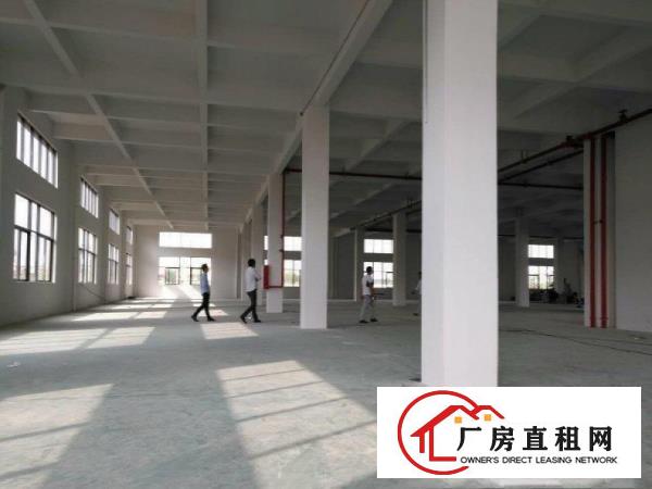 
		房东直租楼上1000平方带货梯大车进出方便
	