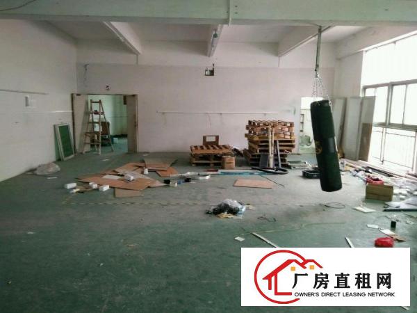 
		石岩北环路一楼小面积分租可分120，140,150平米
	