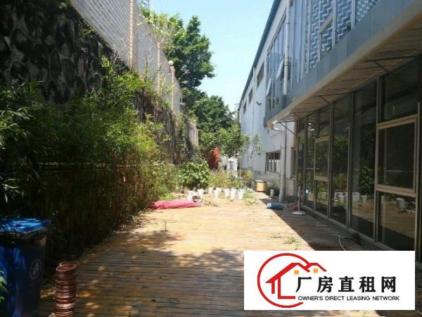 
		梅林关口独栋厂房2360平，层高12米，适合家具展厅
	