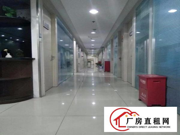 
		华强北地铁口中小型办公室2580起出租，可注、册
	