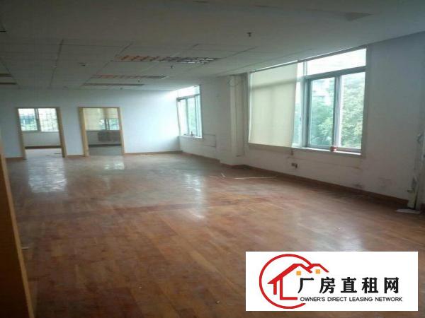 
		福田华强北桑达工业区150平，仅租10500/月，可办公放货
	