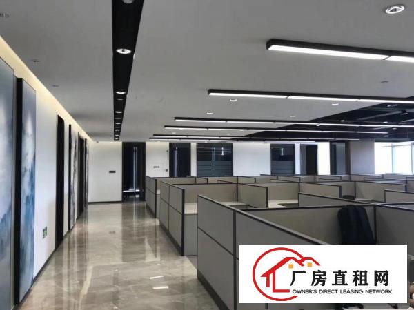
		独门独院保税区两层3212平一二楼适合公司总部
	