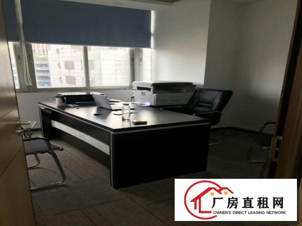 
		地铁口特价出租泰然厂房业主豪华装修格局5 1使用率高
	