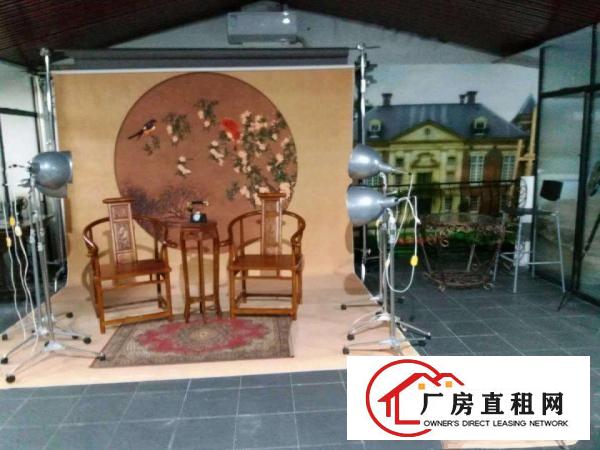 
		出租福田八卦岭摄影设计文化类工作室
	