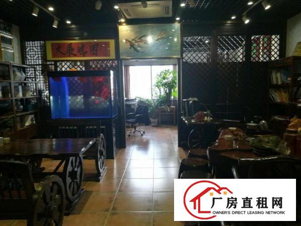
		上梅林地铁口附近办公室90平，带豪华装修
	