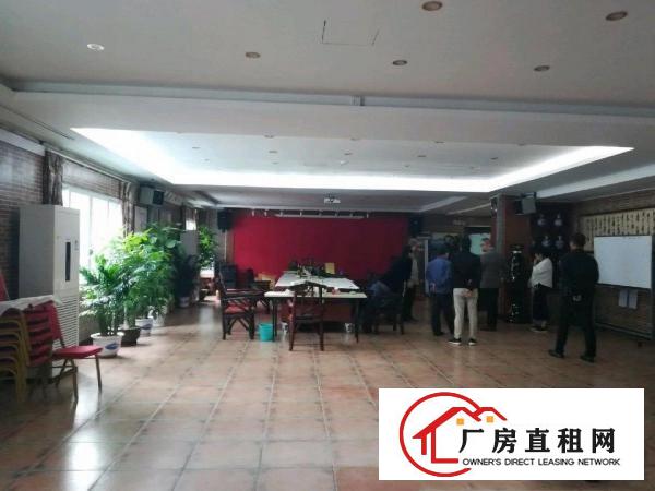 
		上梅林地铁口附近办公室90平，带豪华装修
	