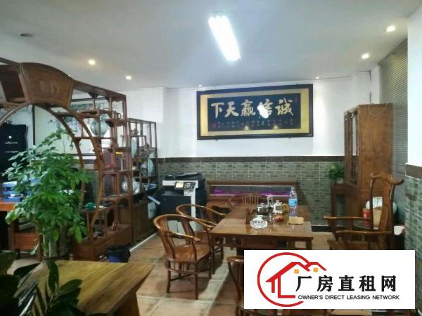 
		上梅林地铁口附近办公室90平，带豪华装修
	